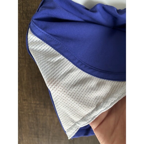 NWT Under Armour Heat Gear Women's Sports Run Gym Shorts Size Small - Picture 3 of 3